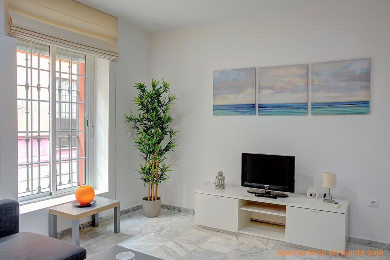 Residencial Torres Apartment Sevilla Bagian luar foto