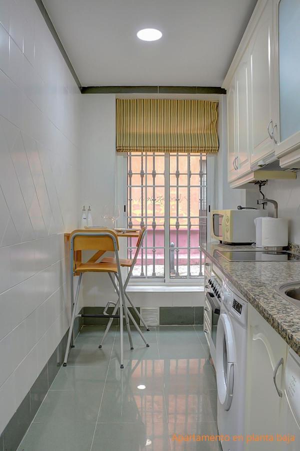 Residencial Torres Apartment Sevilla Bagian luar foto